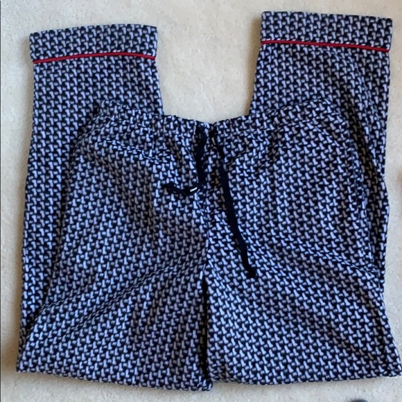 DKNY Fleece feel Black and white pajama set - Picture 5 of 6